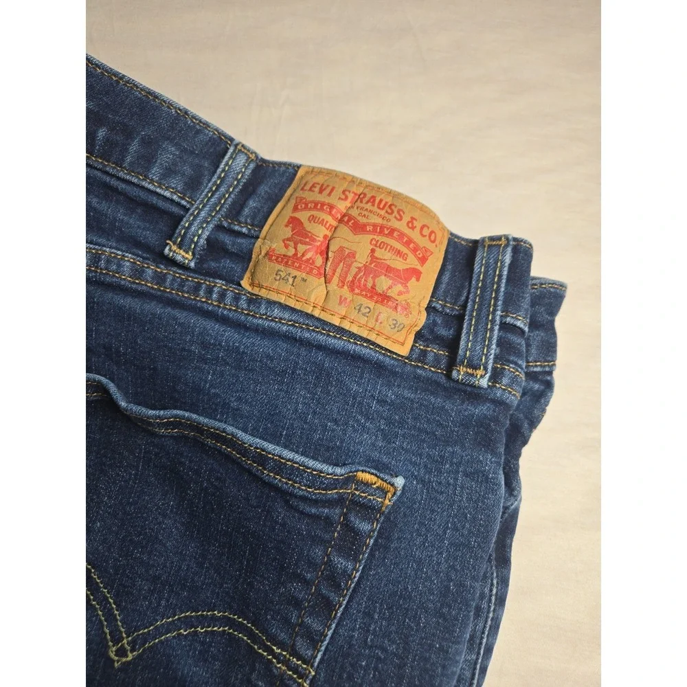 Levi's 541 Athletic Taper Jeans Men's 42x30 Blue Dark Wash Stretch Denim